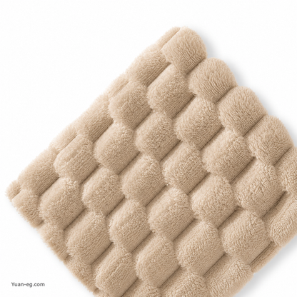 Soft Hexagon-Pattern Faux Rabbit Fur – 160 cm Wide (320 gsm)